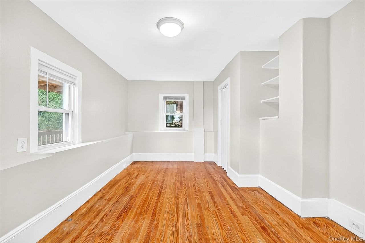 41 Saratoga Ave - Photo 7 of 19