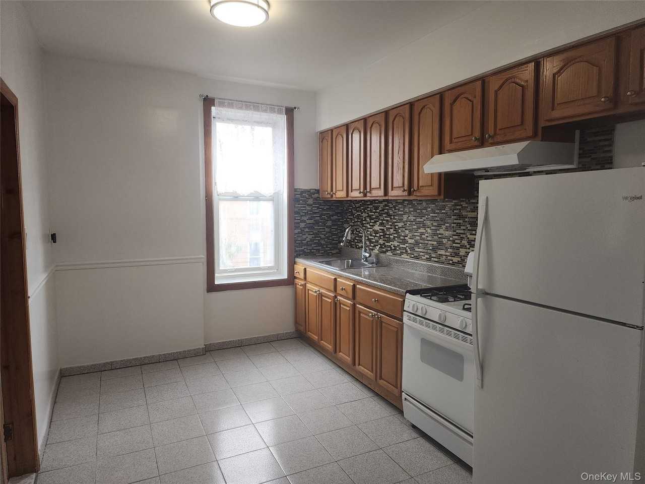 6048 68th Rd - Photo 4 of 22