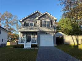 featured image of 5 Cooper Ave