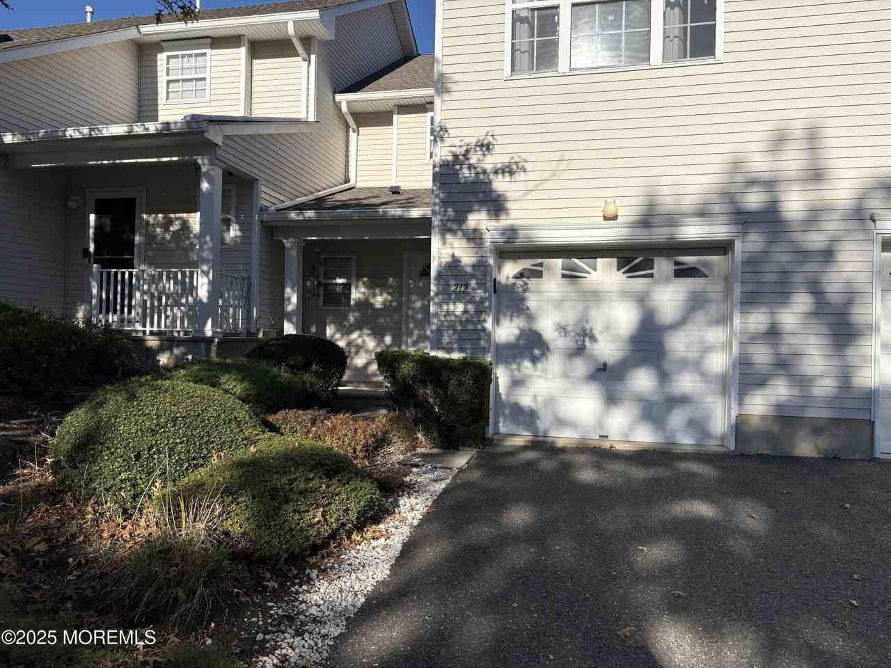 212 Frankfort Ave - Photo 3 of 23