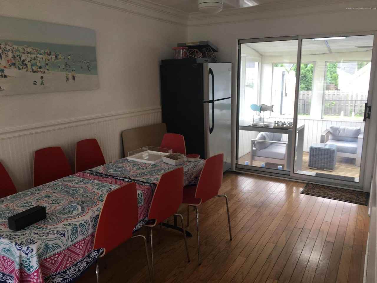 24 Cooper Ave - Photo 2 of 5