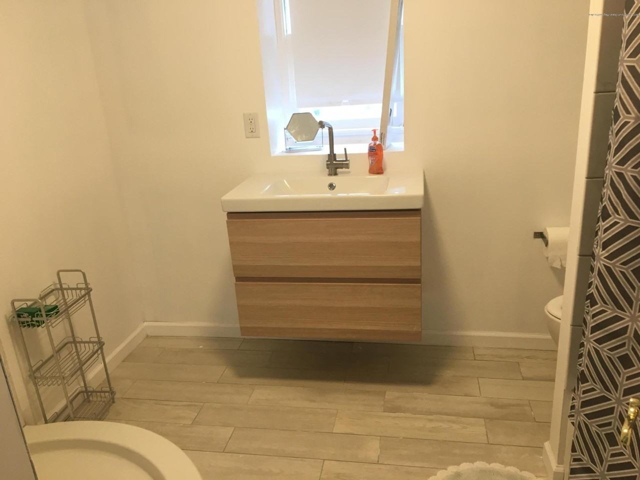 24 Cooper Ave - Photo 4 of 5