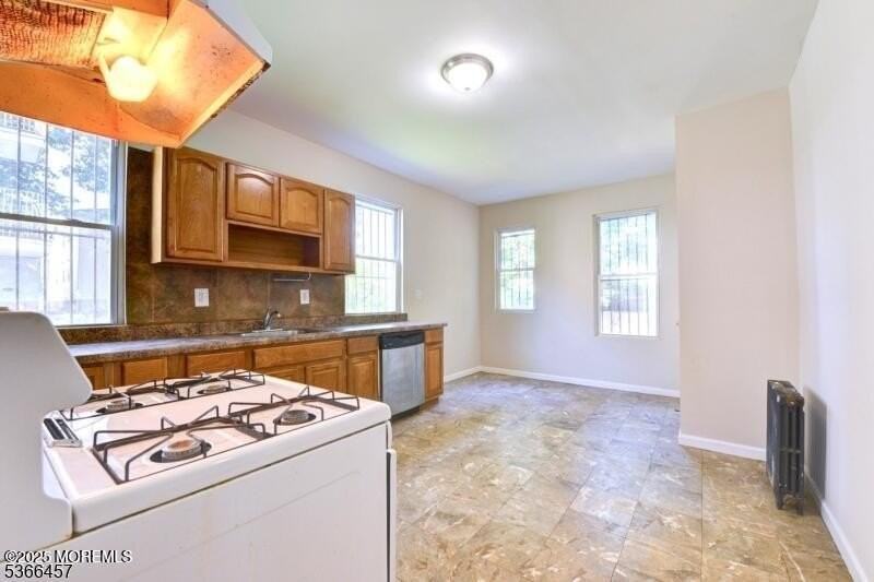 307 21st St Unit 1 #1 - Photo 6 of 10