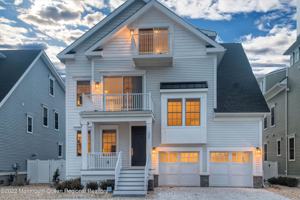 featured image of 535 Highway 35 S