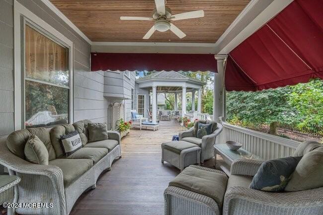 116 Washington Ave - Photo 4 of 26