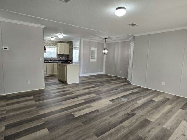 81 Pritchard St #81 - Photo 2 of 6