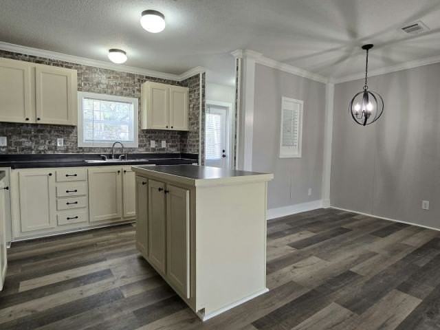 81 Pritchard St #81 - Photo 3 of 6