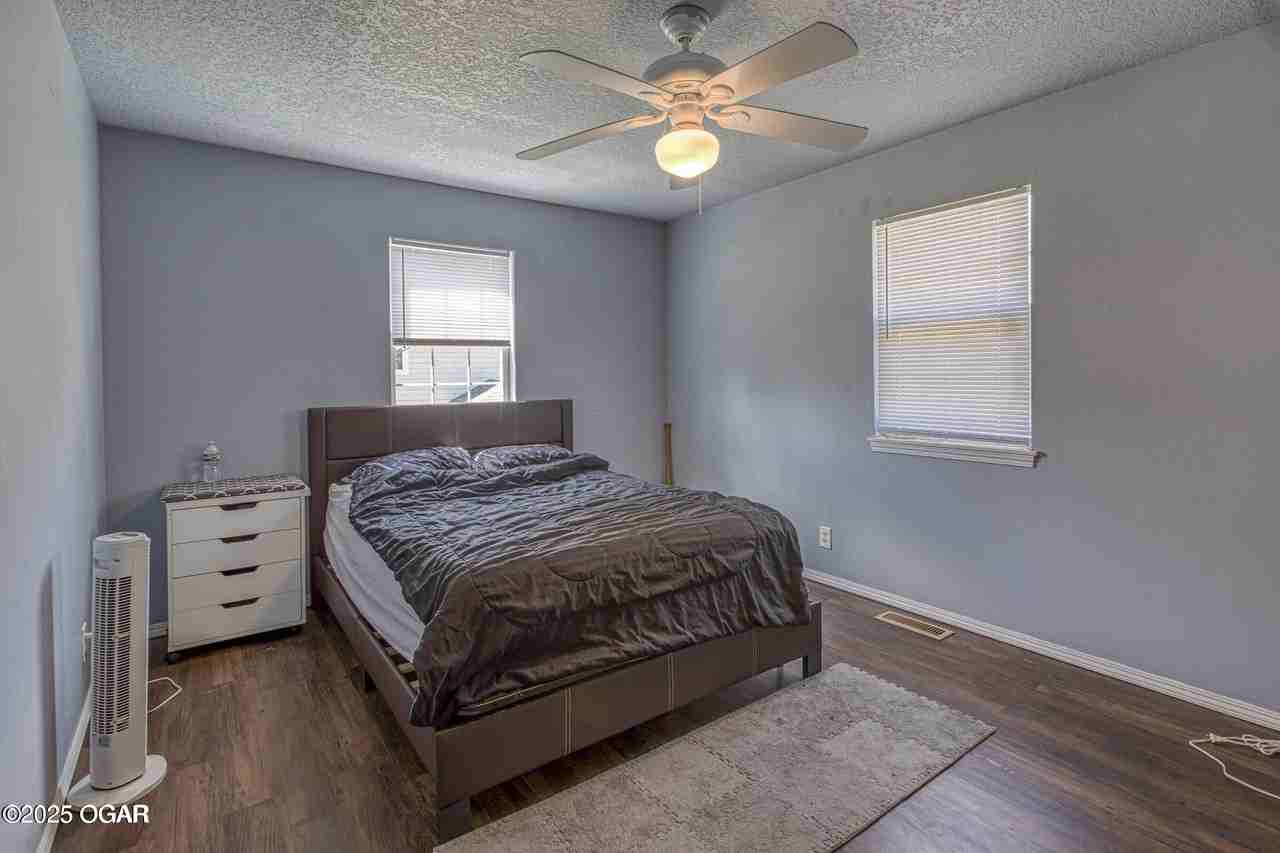 826 Patterson Avenue - Photo 4 of 5