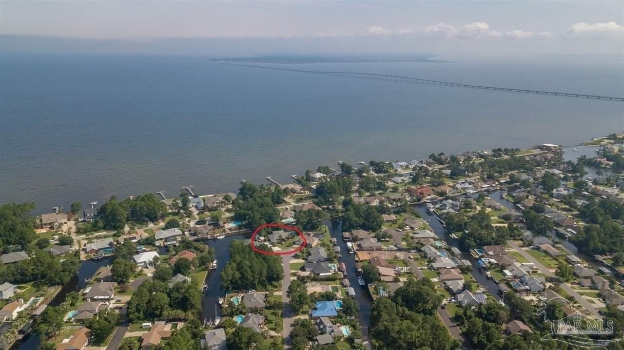 1611 Luzon Ln - Photo 6 of 45