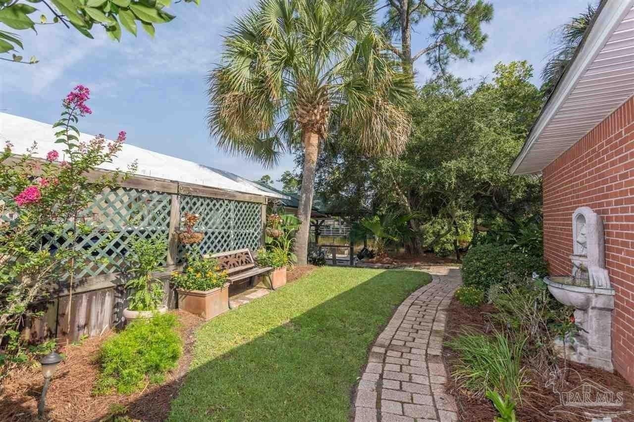 1611 Luzon Ln - Photo 7 of 45