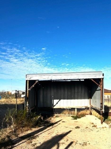 2526 Bob White - Photo 3 of 31