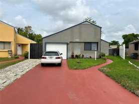 2410 Sw 87th Ter - Photo 1 of 1