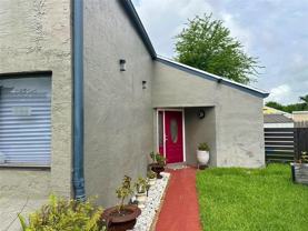 2410 Southwest 87th Terrace - Photo 1 of 1