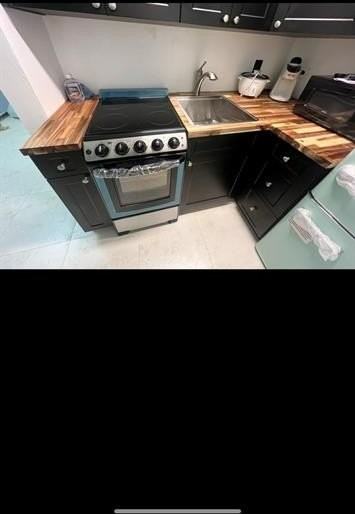 3225 Nw 17th St - Photo 3 of 6