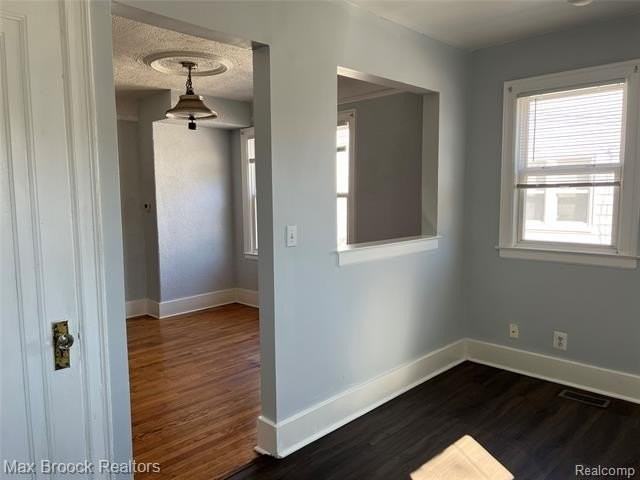 1265 Franklin Rd - Photo 6 of 15