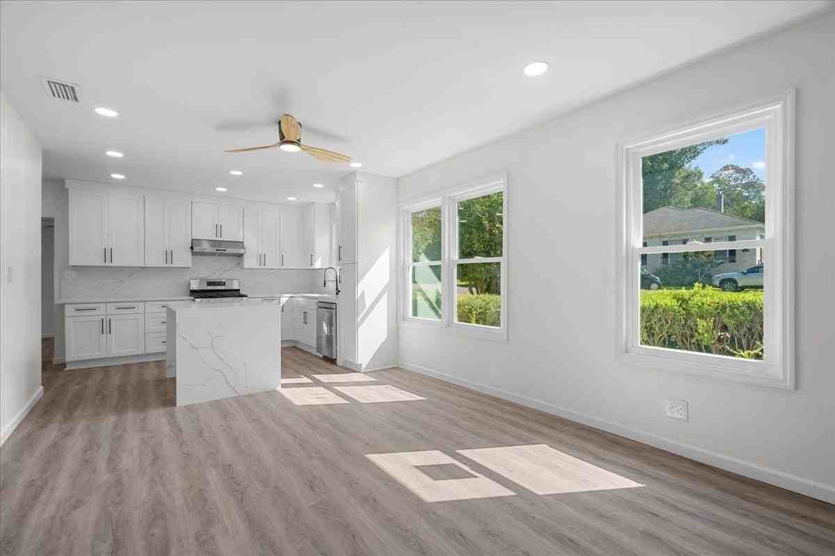 400 Talaflo St - Photo 6 of 42