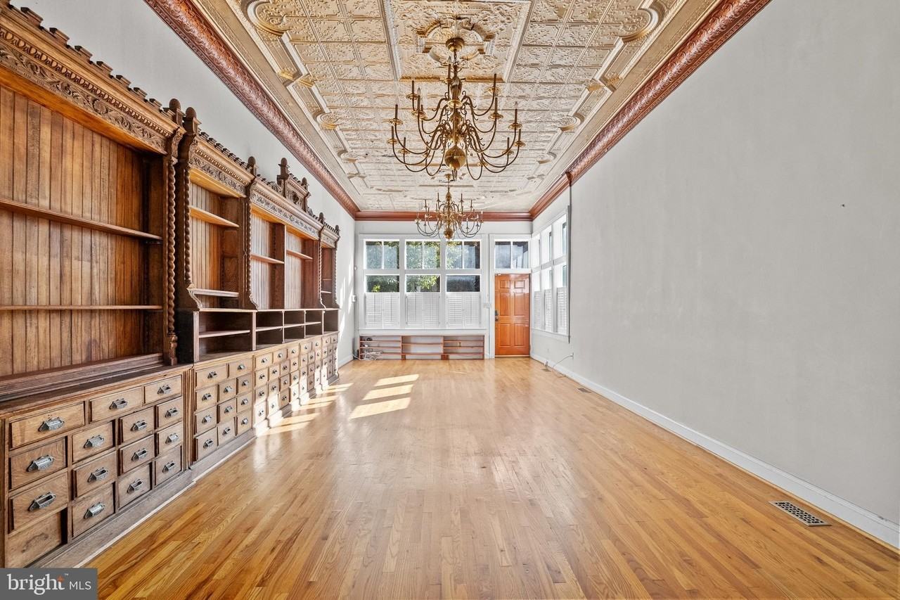 2200 E Baltimore St - Photo 3 of 24