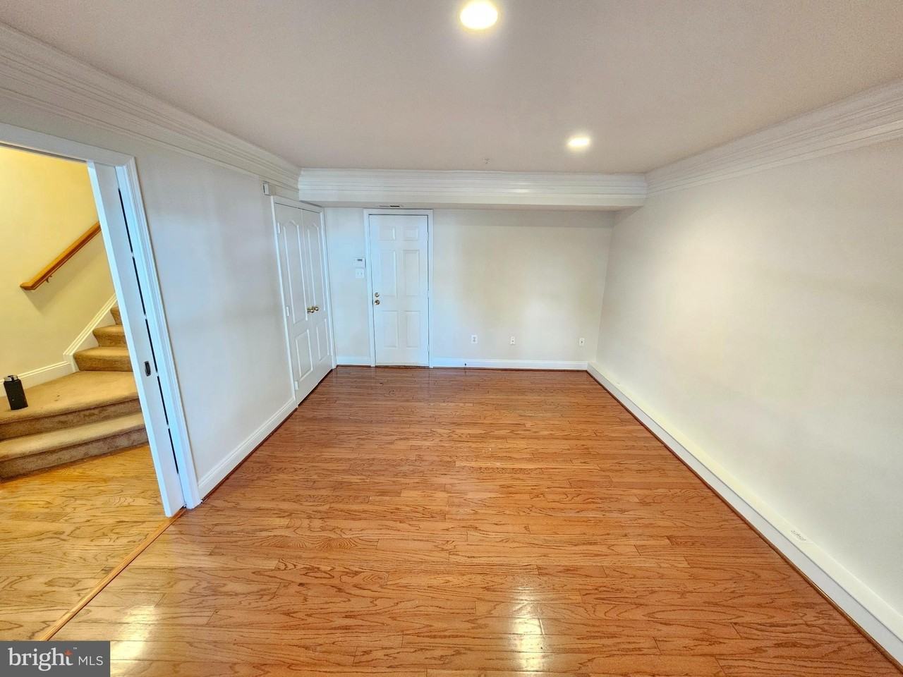 9820 Darcy Forest Dr - Photo 5 of 47