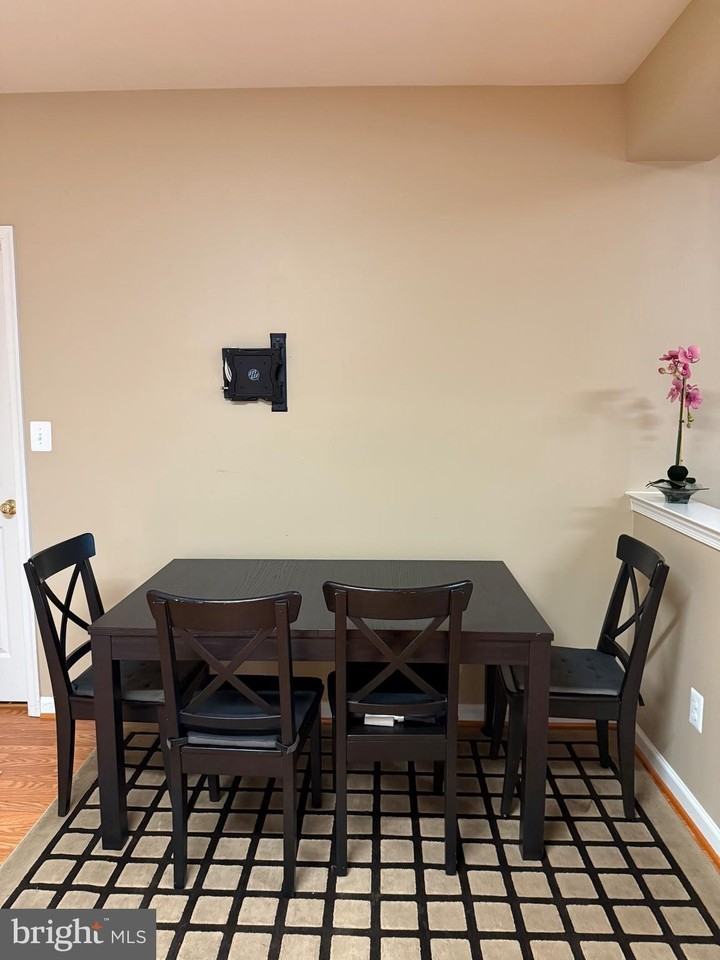 13286 Holly Meadow Lane - Photo 5 of 14