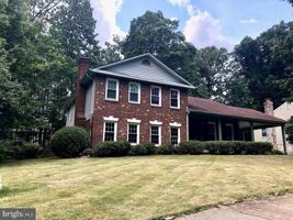 featured image of 12212 Redwood Ct