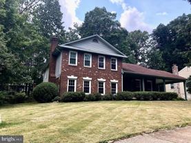 12212 Redwood Ct - Photo 1 of 1