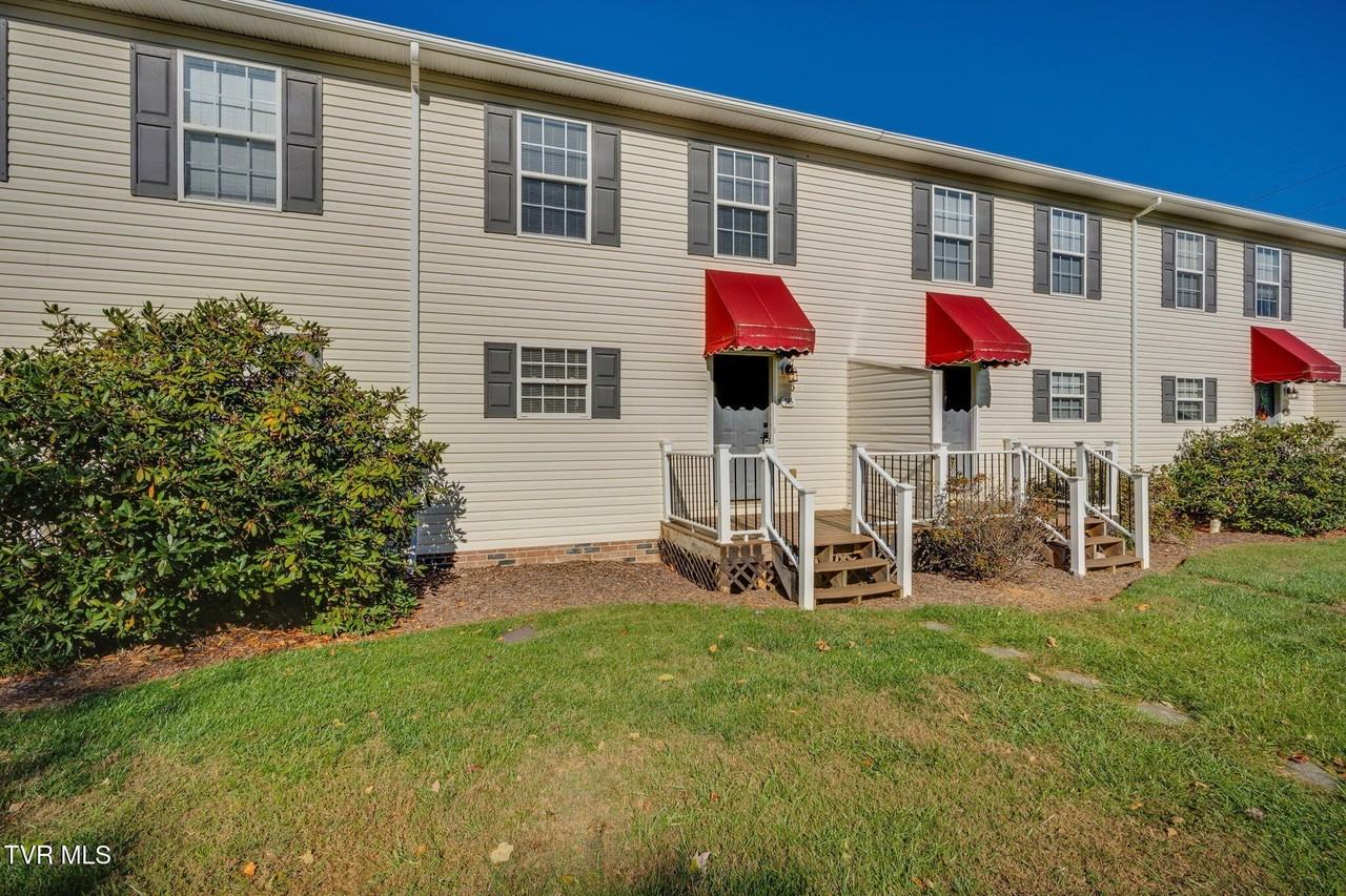 2201 Cherokee Road #18 - Photo 2 of 25