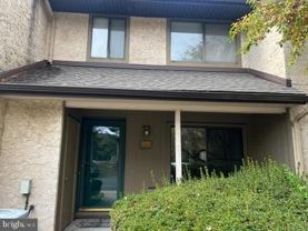 304 Hampshire Dr - Photo 1 of 1