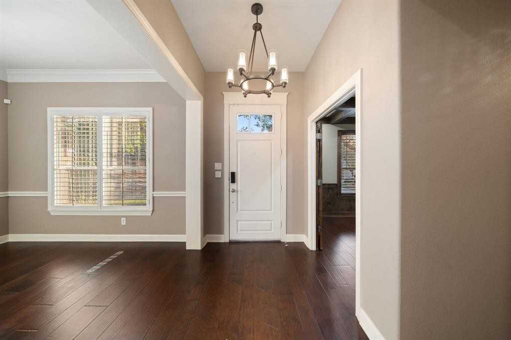 3336 Columbus Dr - Photo 5 of 39