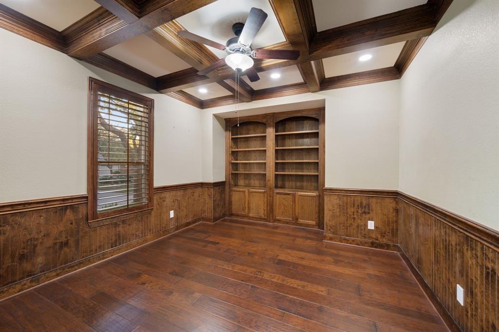 3336 Columbus Dr - Photo 6 of 39