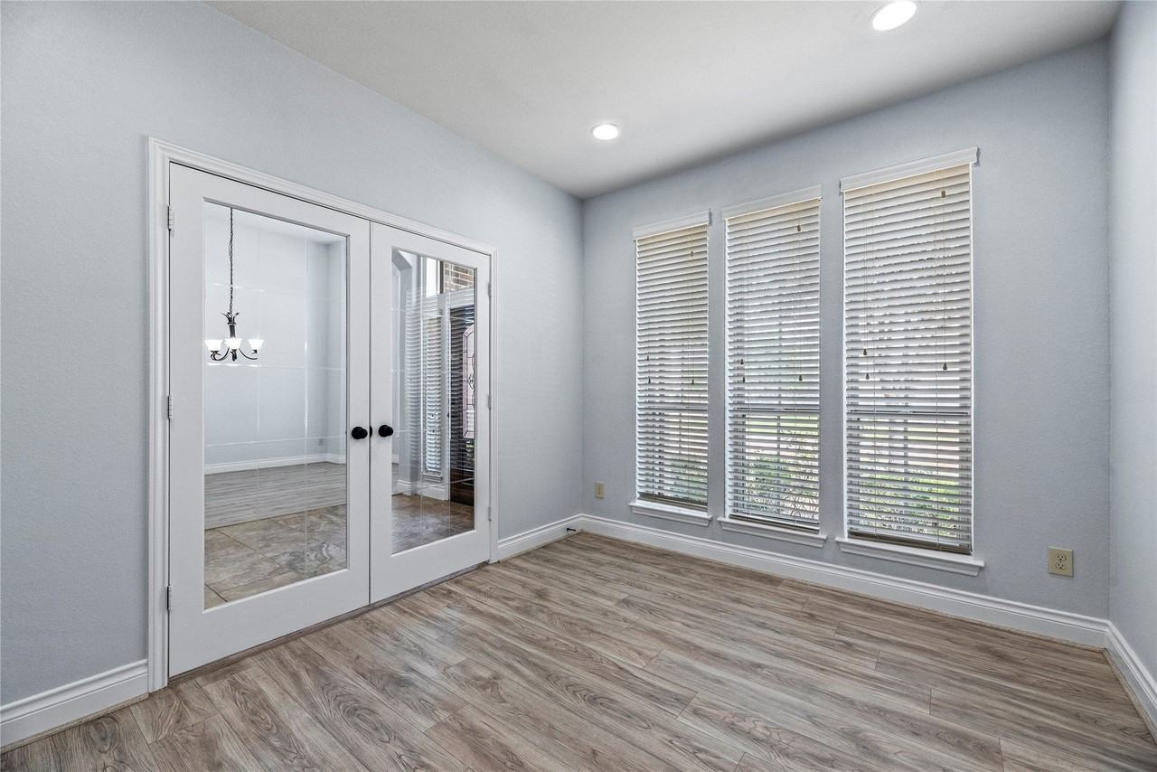 1637 Wimberly Hollow Ln - Photo 6 of 36