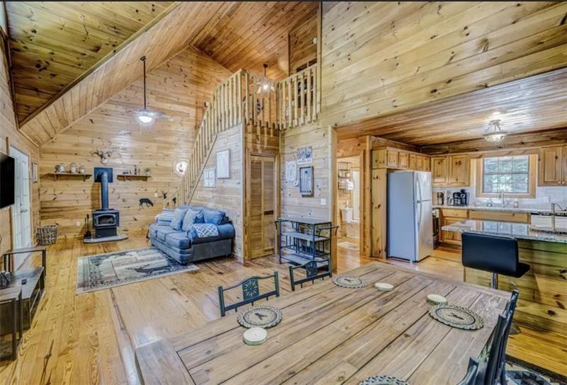 9947 Doublehead Gap Rd - Photo 3 of 23