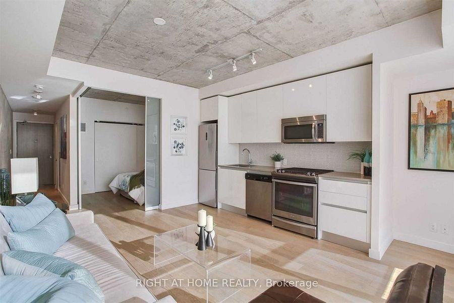 111 Bathurst Street #408 - Photo 5 of 16