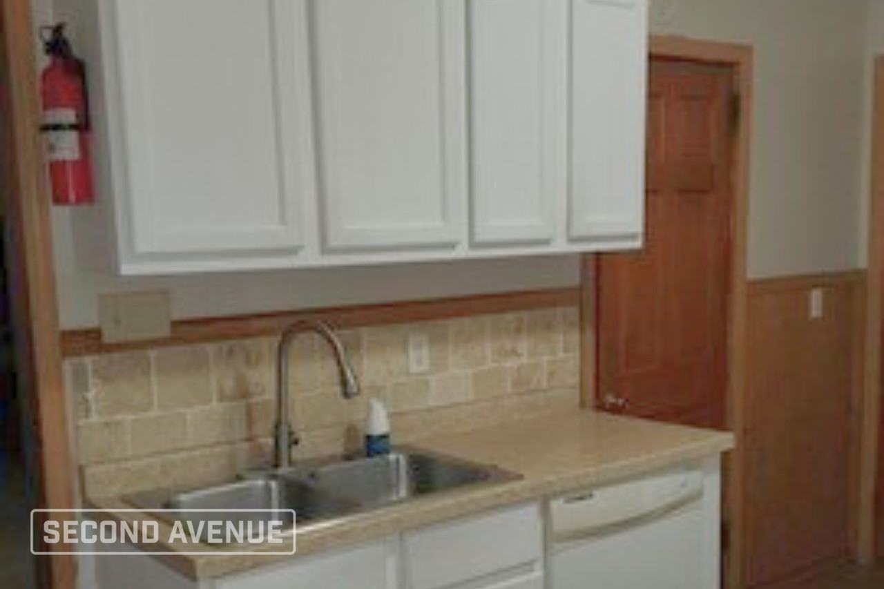 1300 Buchanan St - Photo 4 of 15