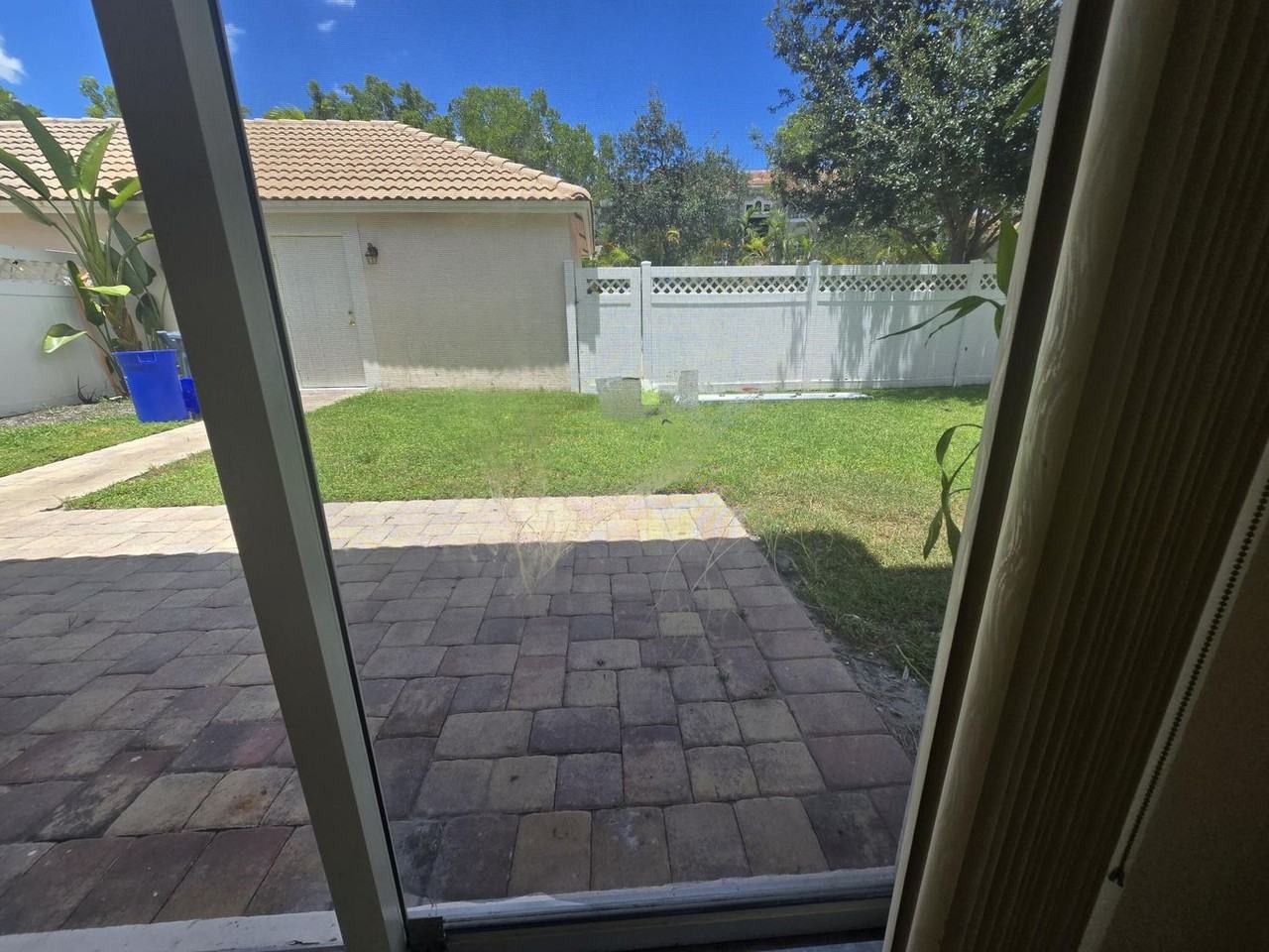 8017 Murano Circle - Photo 3 of 21