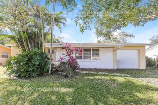 5650 Sw 54th Ct - Photo 1 of 1