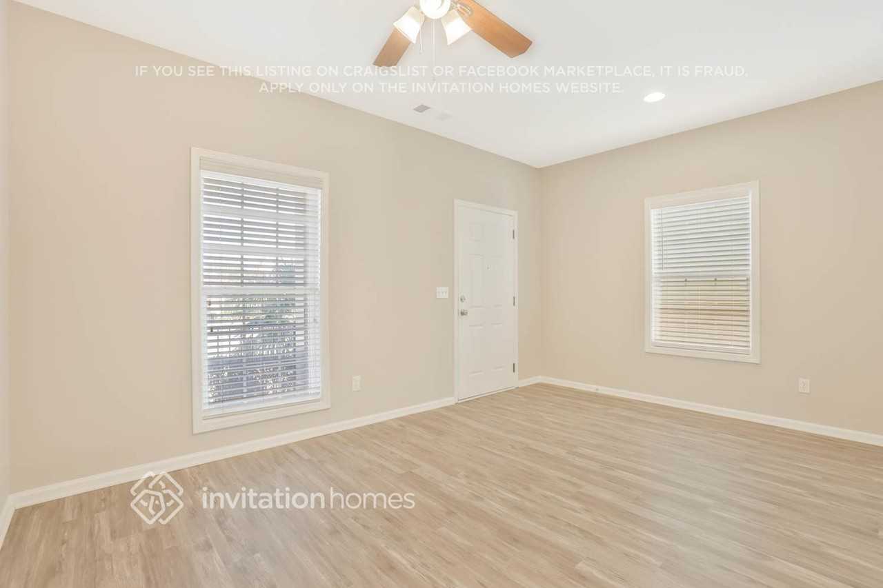 3851 Lake Sanctuary Way - Photo 2 of 25