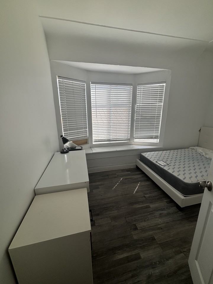 2515 South Catalina Street #1 - Photo 7 of 13