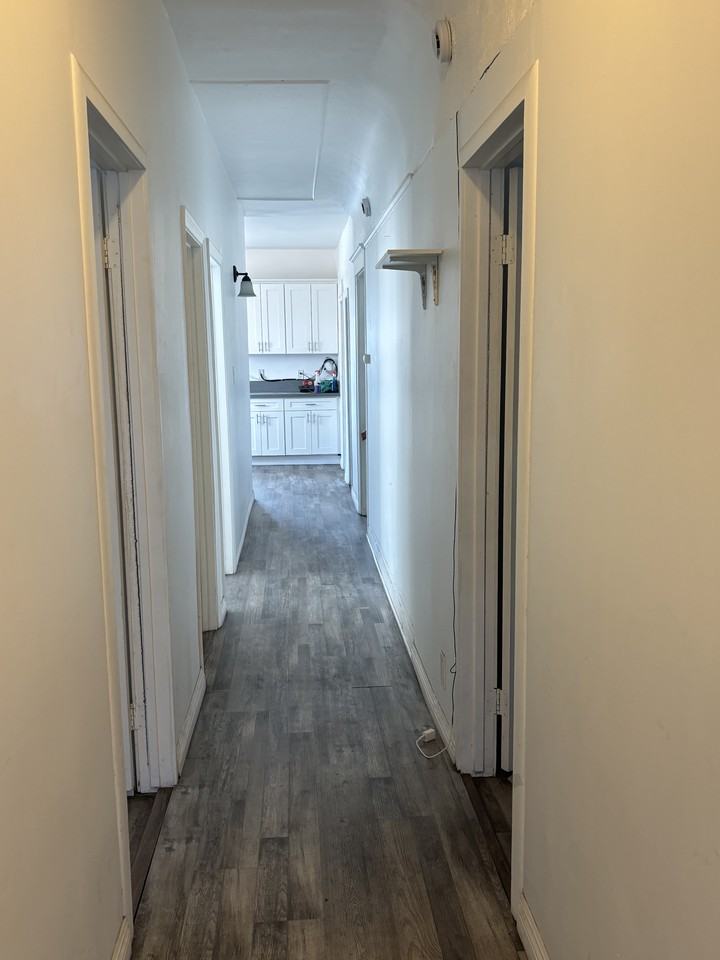 2515 South Catalina Street #1 - Photo 3 of 13