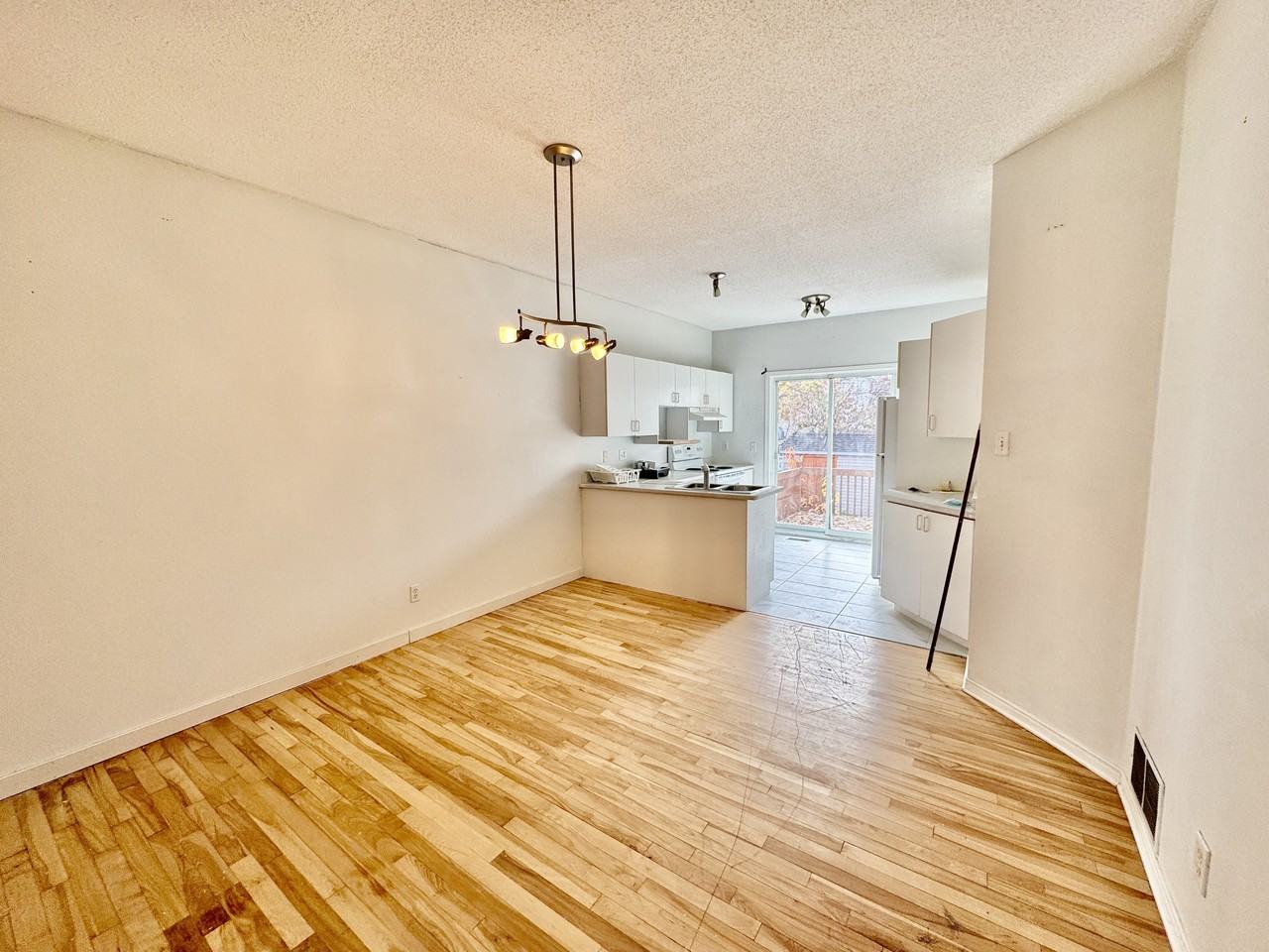 163 Rue Des Boulonnais #3 - Photo 7 of 8