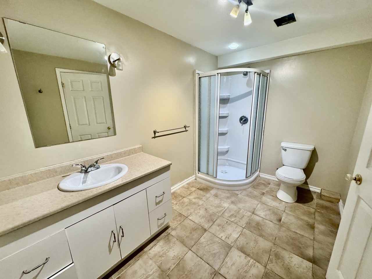 163 Rue Des Boulonnais #5 - Photo 3 of 9