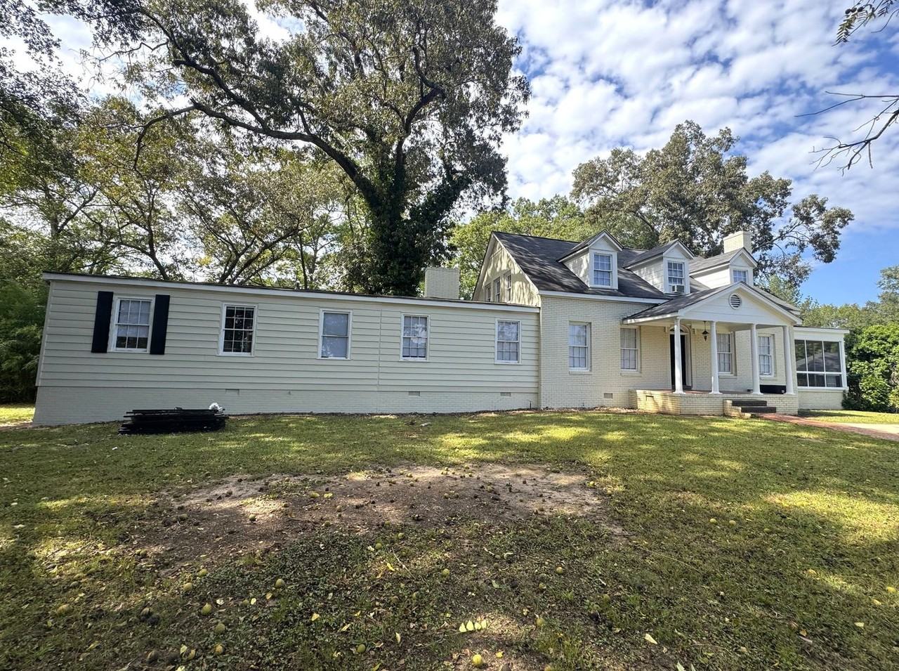 1020 Cherry Hills Ct - Photo 3 of 35