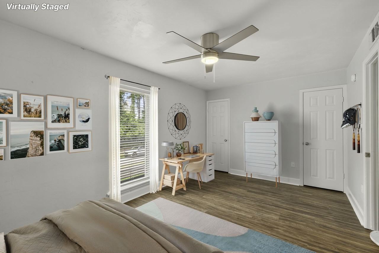 Jake's Place - Photo 7 of 8