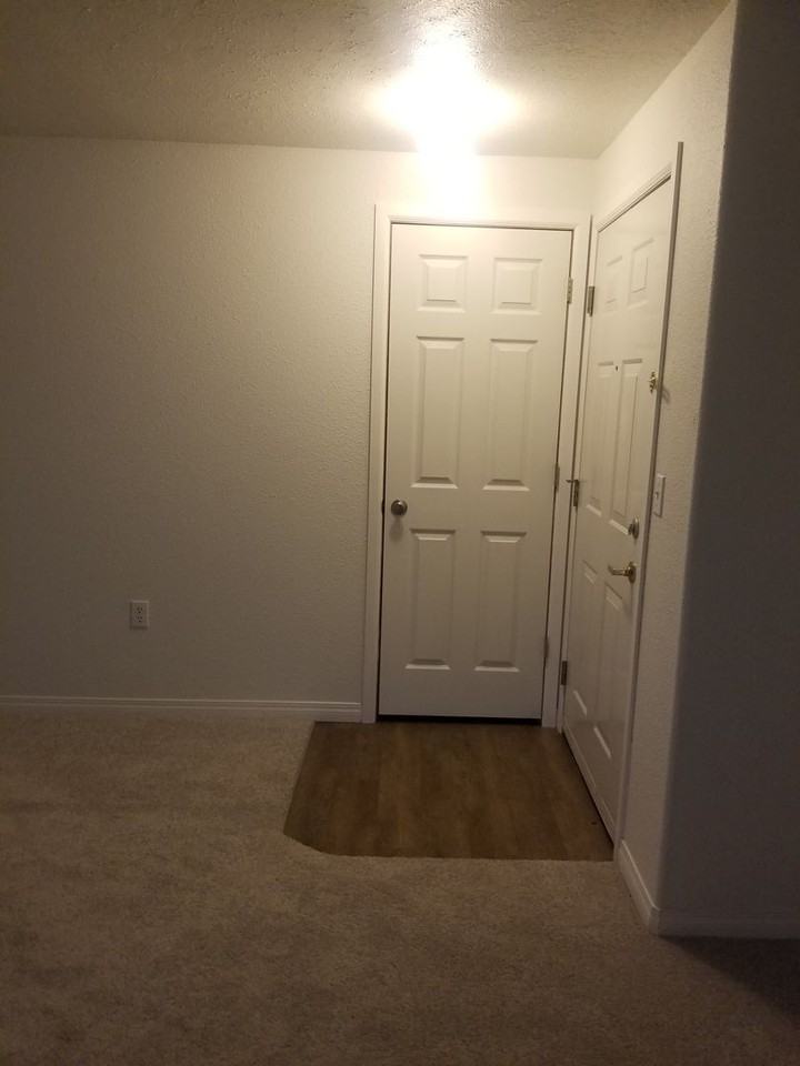 Cherry Apartments - Photo 7 of 50