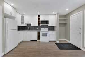 featured image of 20 Taft Cres