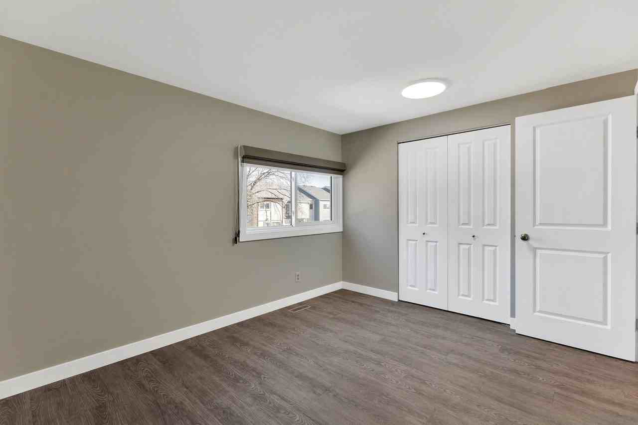 20 Taft Crescent - Photo 6 of 21