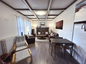 241 Queen St S - Photo 1 of 1