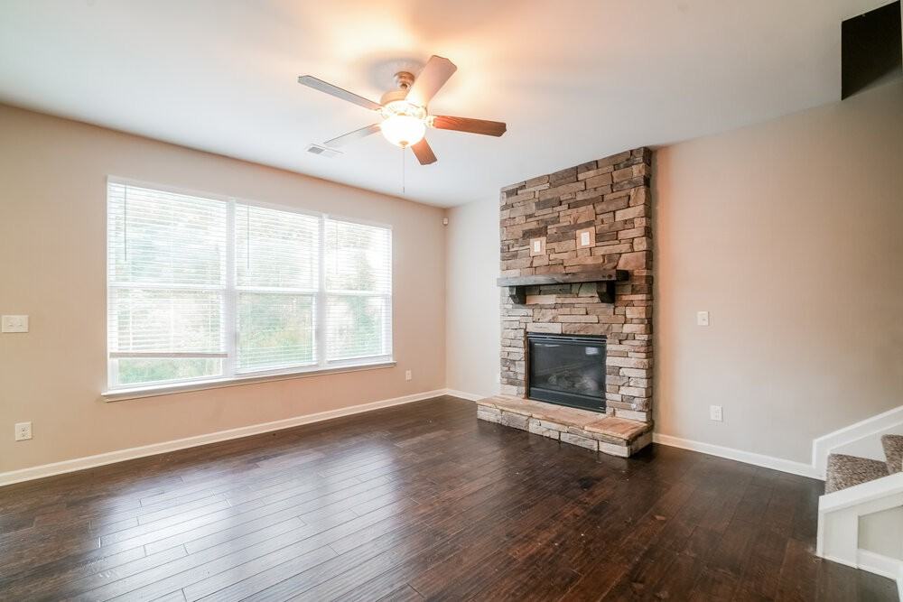 4025 Tarnwood Pl - Photo 5 of 17