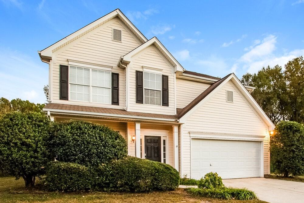 6205 Roseway Court - Photo 5 of 17