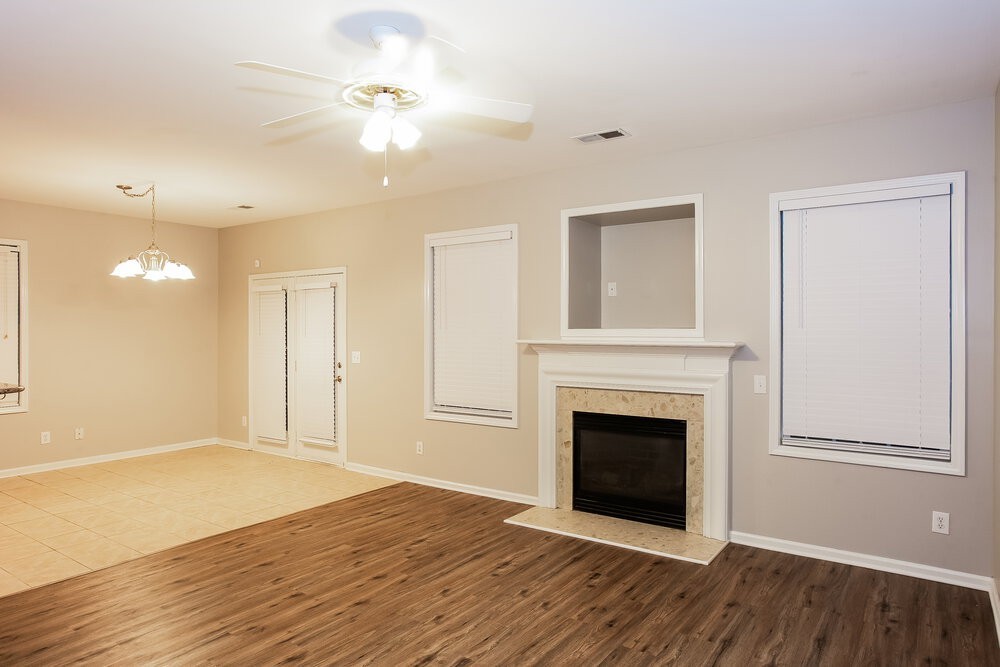 6205 Roseway Court - Photo 6 of 17