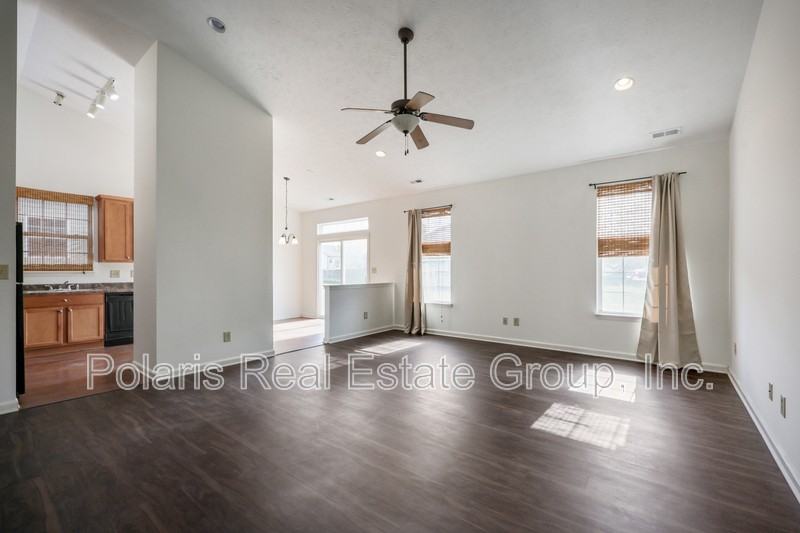 67 W Clear Lake Ln - Photo 7 of 33